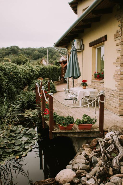 Hotel Szep Kert Vendeghaz Szekszárd Zewnętrze zdjęcie